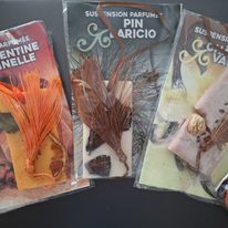 SUSPENSION PARFUMEES